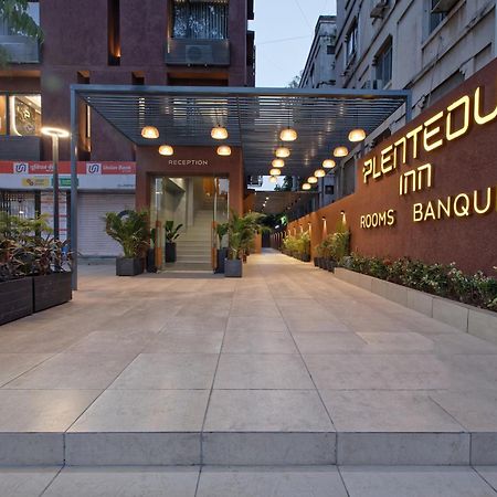 Plenteous Inn 아흐메다바드 외부 사진